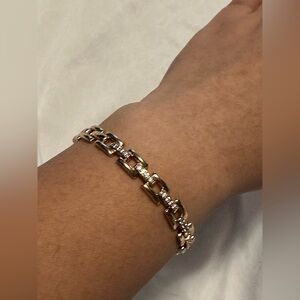 Elegant Gold and Cristal Squares Bracelet